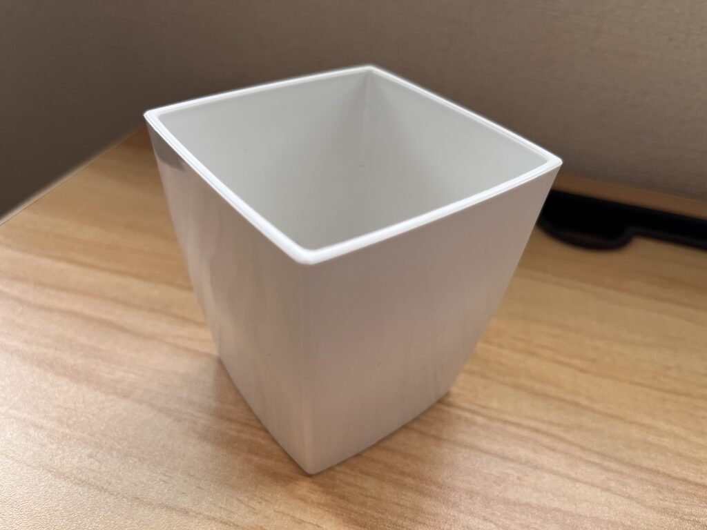 ダイソースクエア鉢