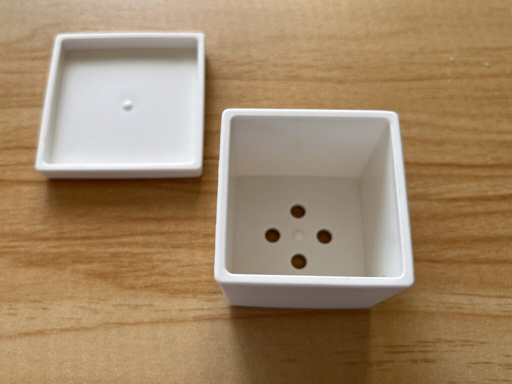 ミニポット鉢と受け皿