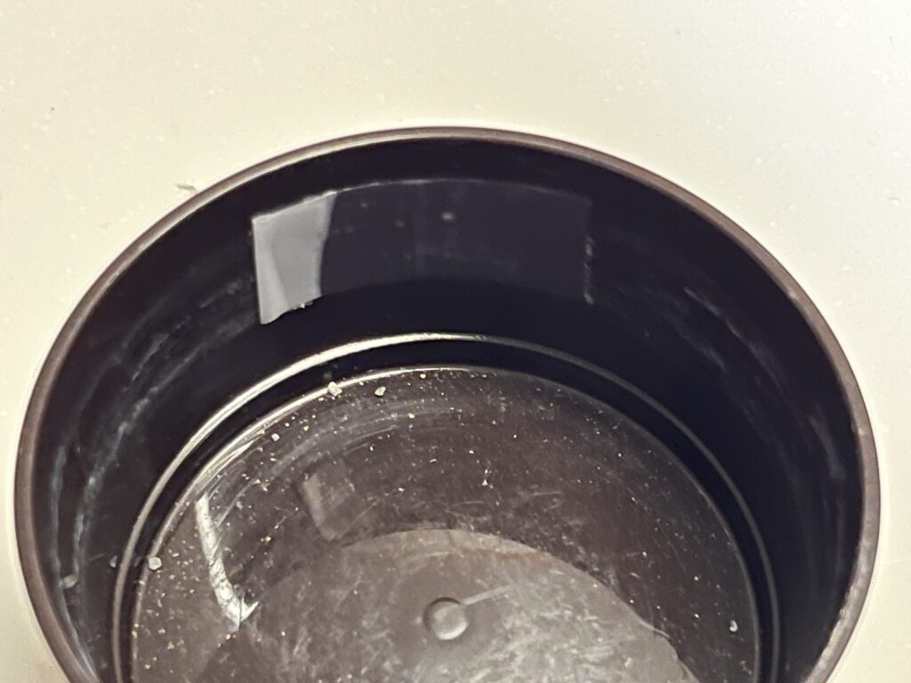 水が空になった様子